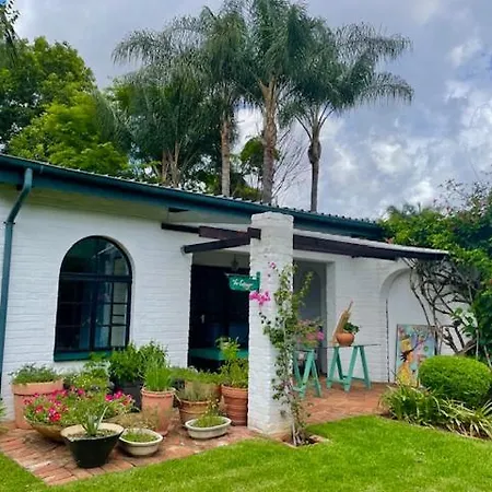Cottage In A Beautiful South African Garden Pretoria Exterior photo