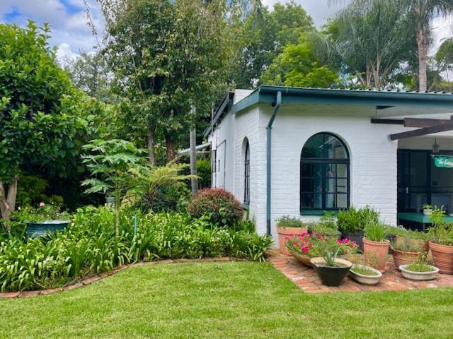 In A Beautiful South African Garden Holiday home *