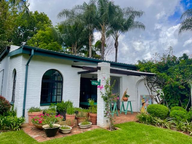 Holiday home In A Beautiful South African Garden